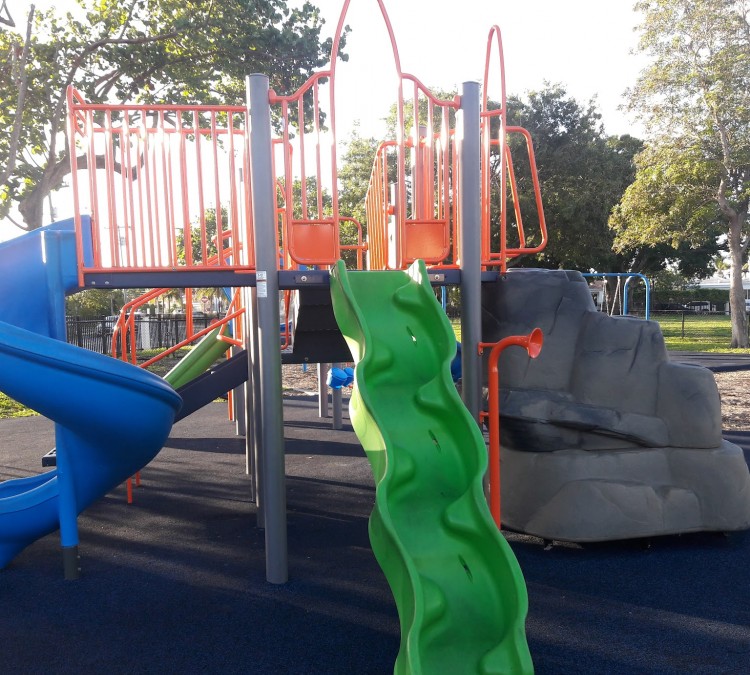 A+ Playground Installation (Fort&nbspLauderdale,&nbspFL)